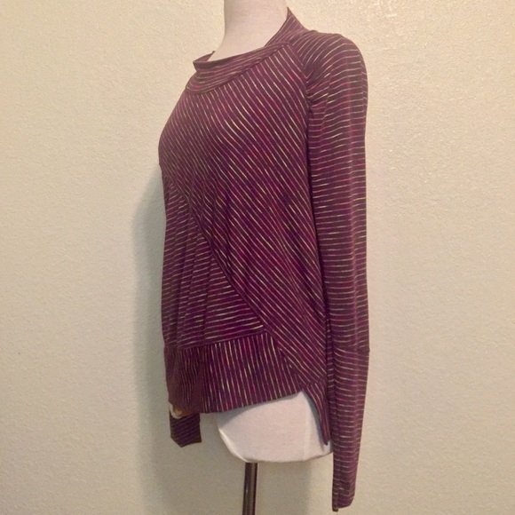 🎉Sold🎉 Pullover Stripe Asymmetrical Sweater, Md - Picture 3 of 7